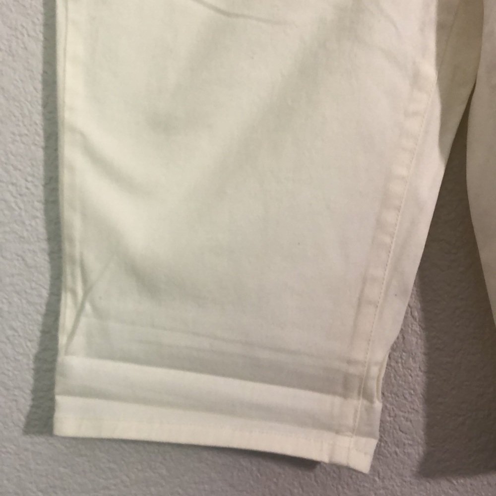 NWT Capris - Picture 3 of 6